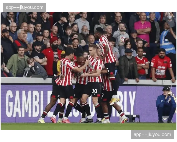 狼队抢断18.7次拦截12.3次均跻身前五，中场绞杀能力强